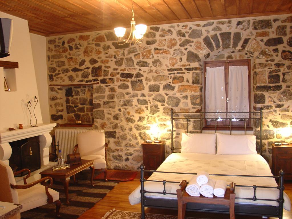 Archontiko Nikolopoulou Hotel Vitina Ruang foto