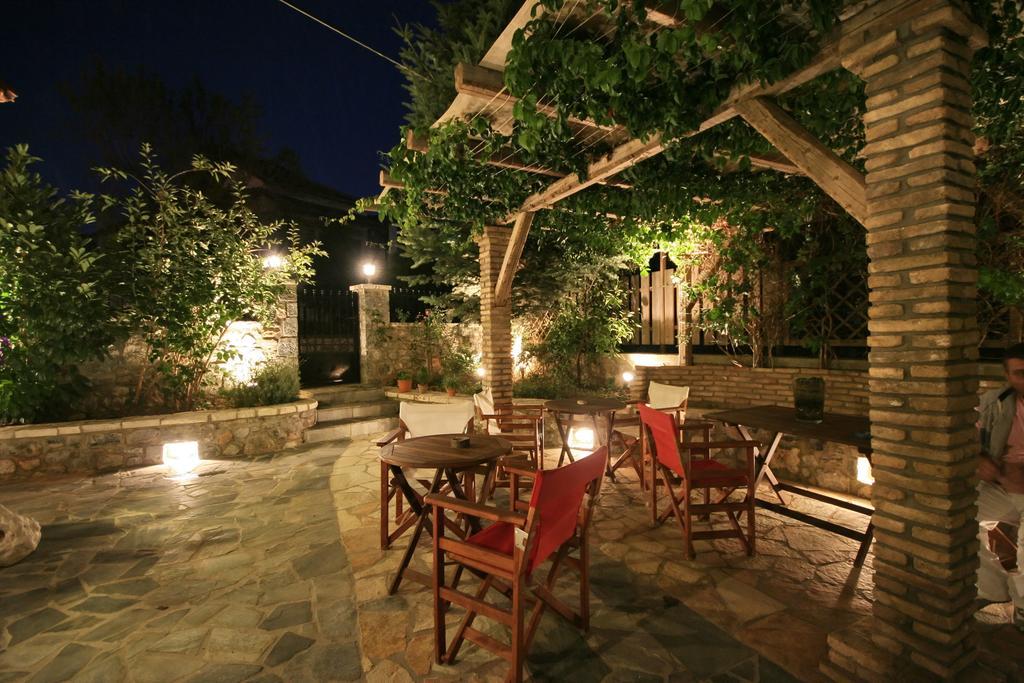 Archontiko Nikolopoulou Hotel Vitina Ruang foto