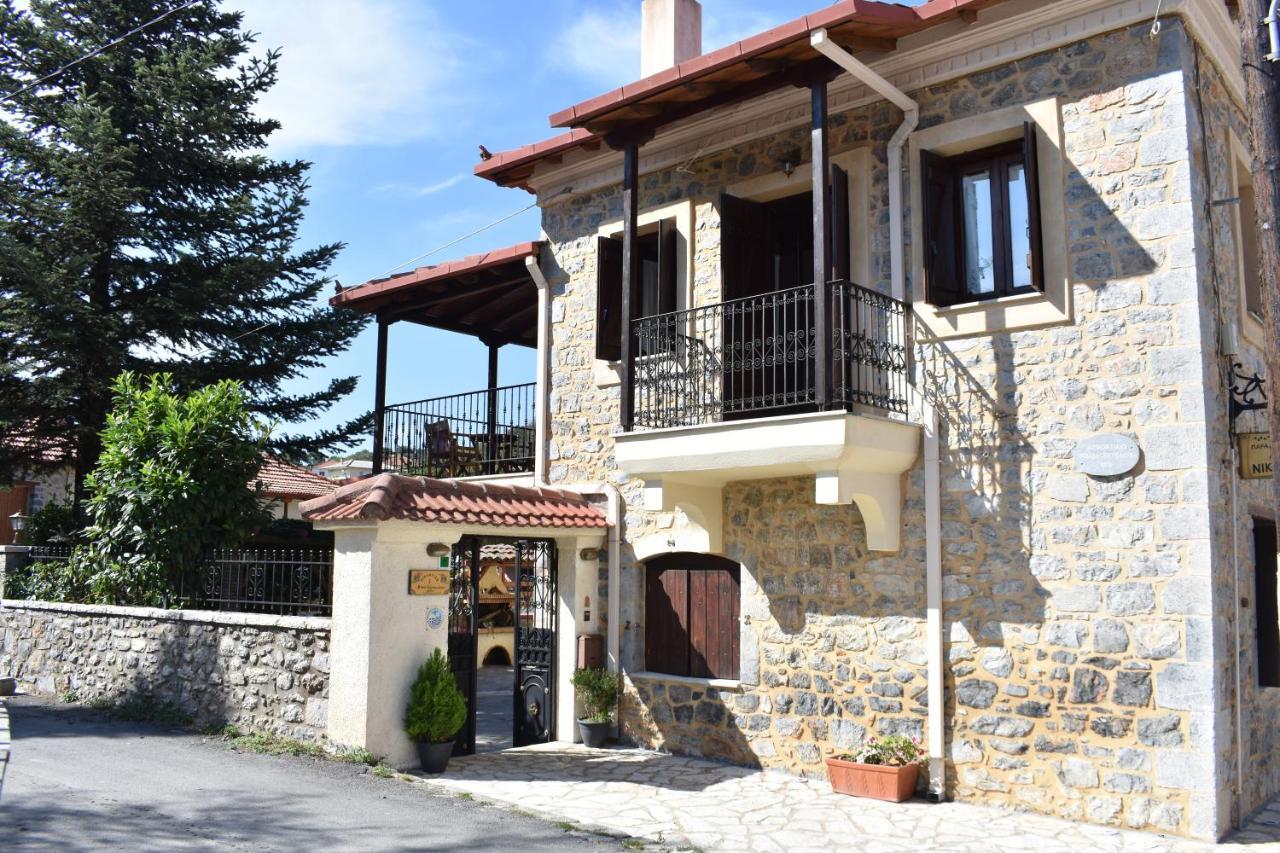 Archontiko Nikolopoulou Hotel Vitina Bagian luar foto